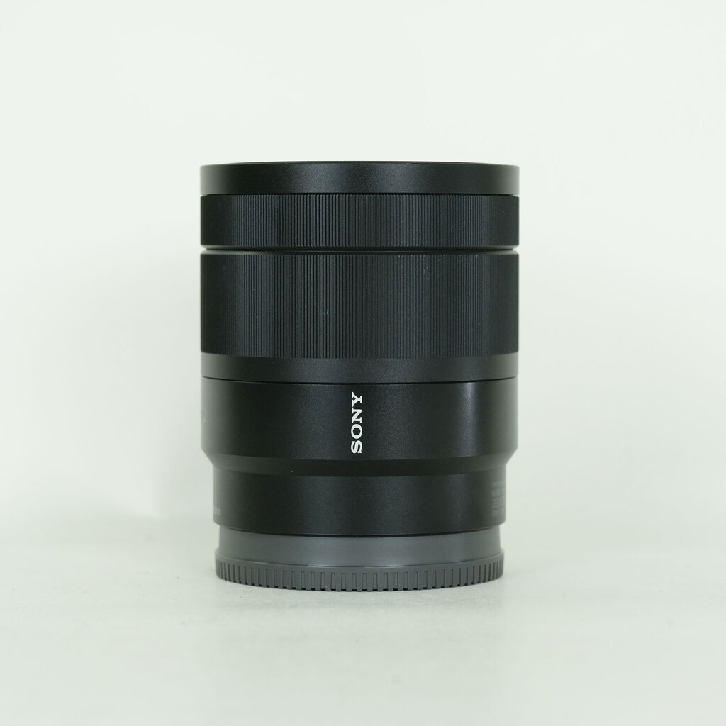 SONY Vario-Tessar T＊ E 16-70mm F4 ZA OSS SEL1670Z