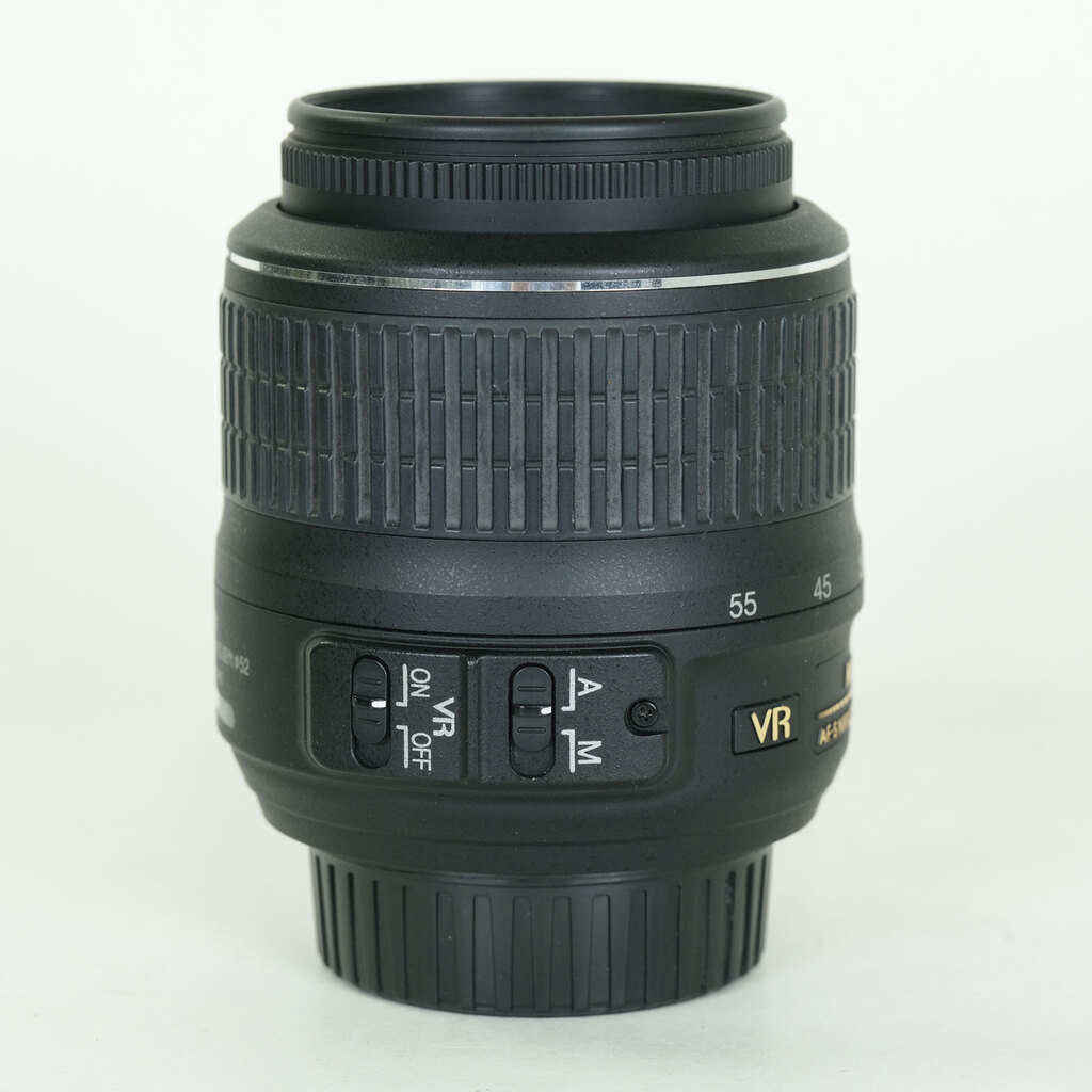 Nikon AF-S DX NIKKOR 18-55mm F3.5-5.6 G VR