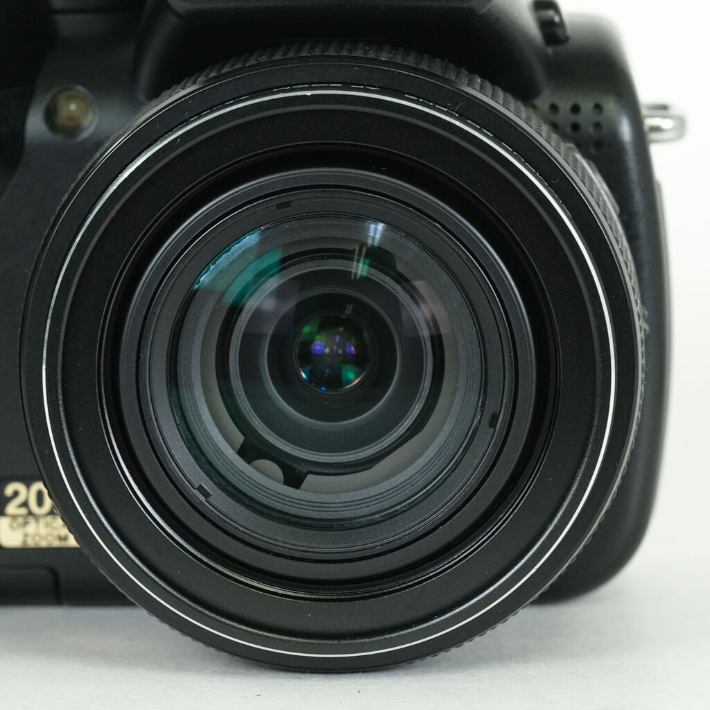 OLYMPUS CAMEDIA SP-570UZ