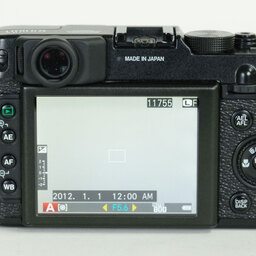 FUJIFILM X10 ブラック