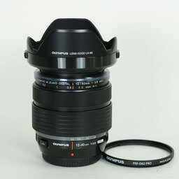OLYMPUS M.ZUIKO DIGITAL ED 12-40mm F2.8 PRO OLYMPUS M.ZUIKO DIGITAL ED 12-40mm F2.8 PRO