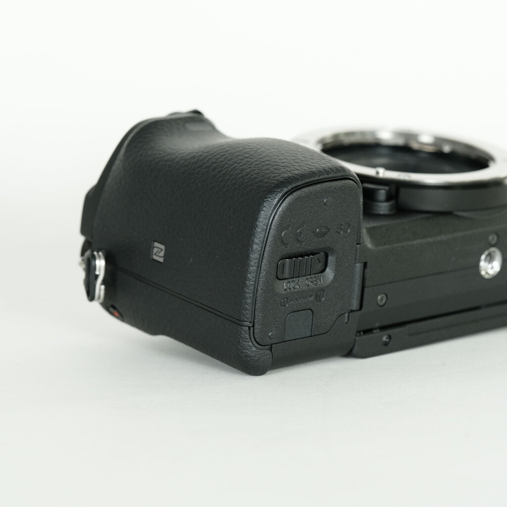 SONY α6400（ILCE-6400）