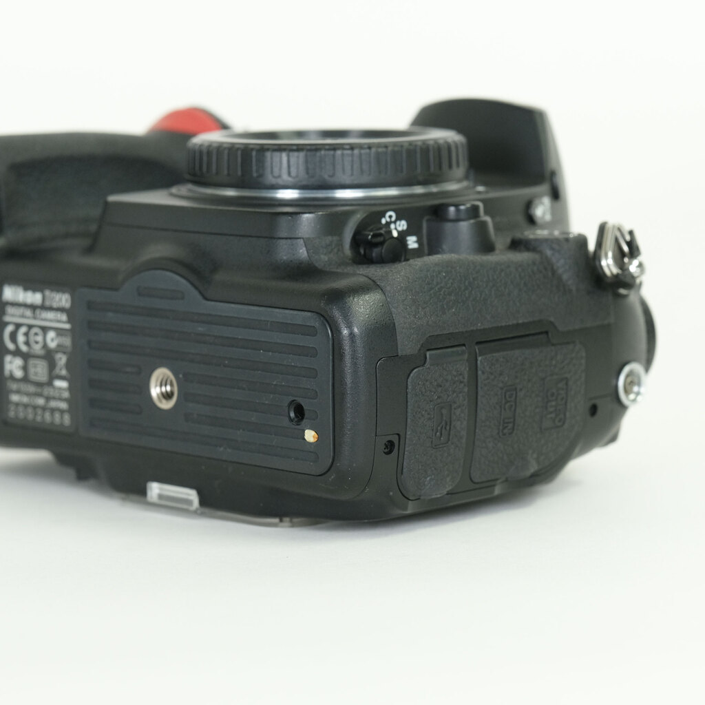 Nikon D200 ボディ Nikon D200 ボディ