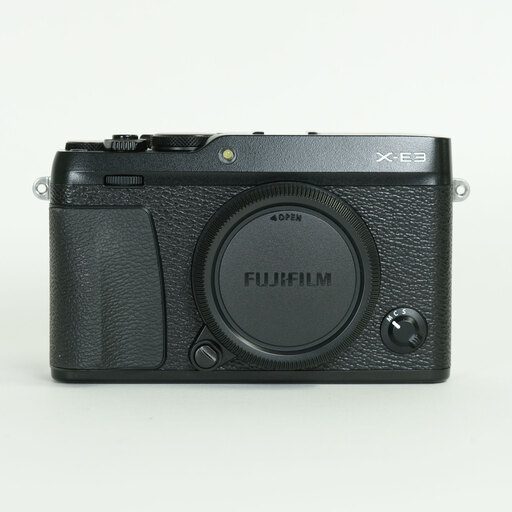 FUJIFILM X-E3