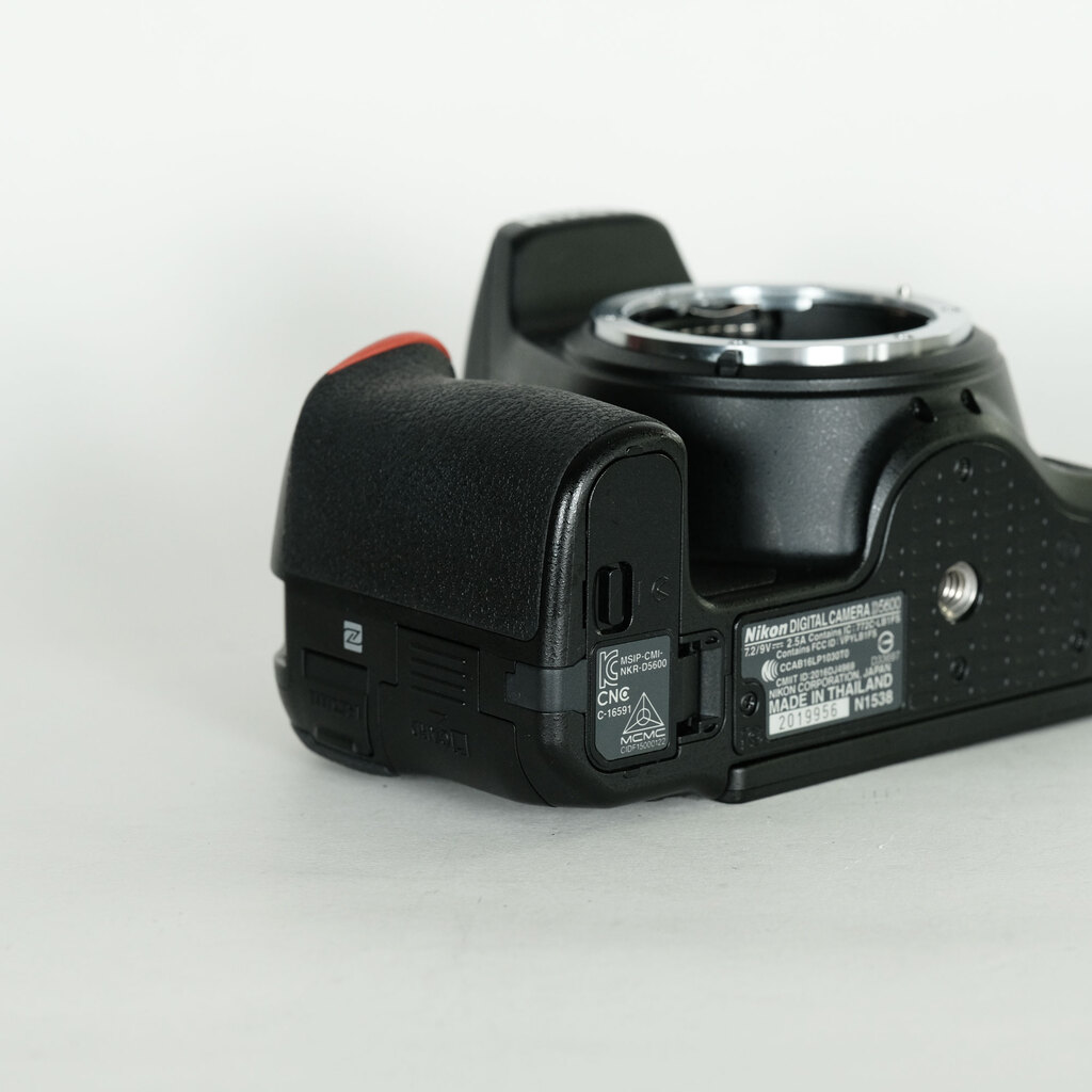 Nikon D5600
