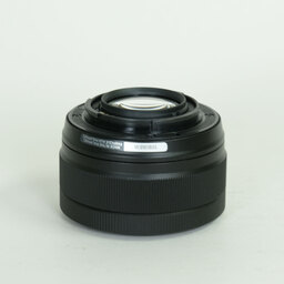 FUJIFILM XC13-33mm F3.5-6.3 OIS FUJIFILM XC13-33mm F3.5-6.3 OIS