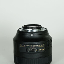Nikon AF-S NIKKOR 85mm f/1.8G