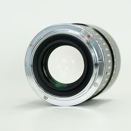 銘匠光学 TTArtisan 50mm F0.95 C (ライカSL/TL 用) ブラック×シルバー