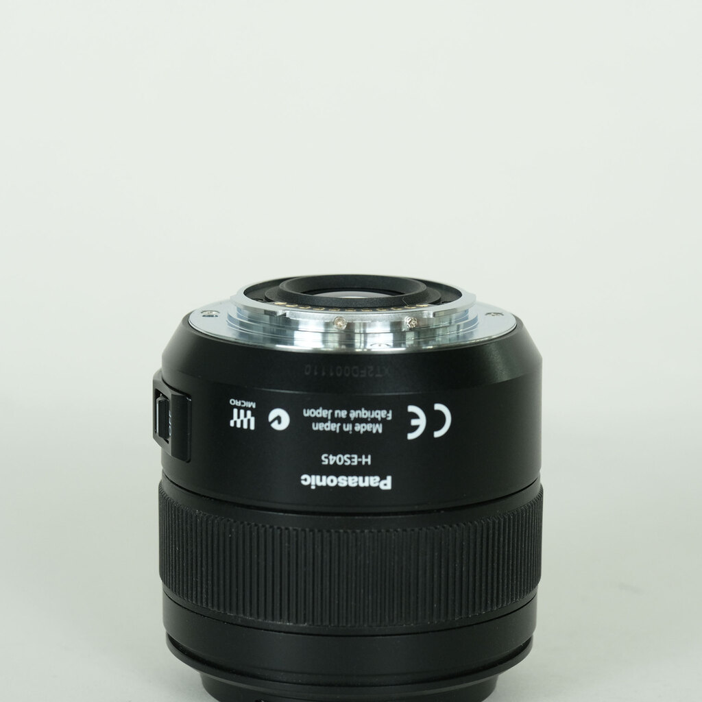 Panasonic LEICA DG MACRO-ELMARIT 45mm F2.8 ASPH. MEGA O.I.S.の出品