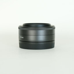 Canon EF-M22mm F2 STM