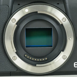 Canon EOS Kiss M Canon EOS Kiss M