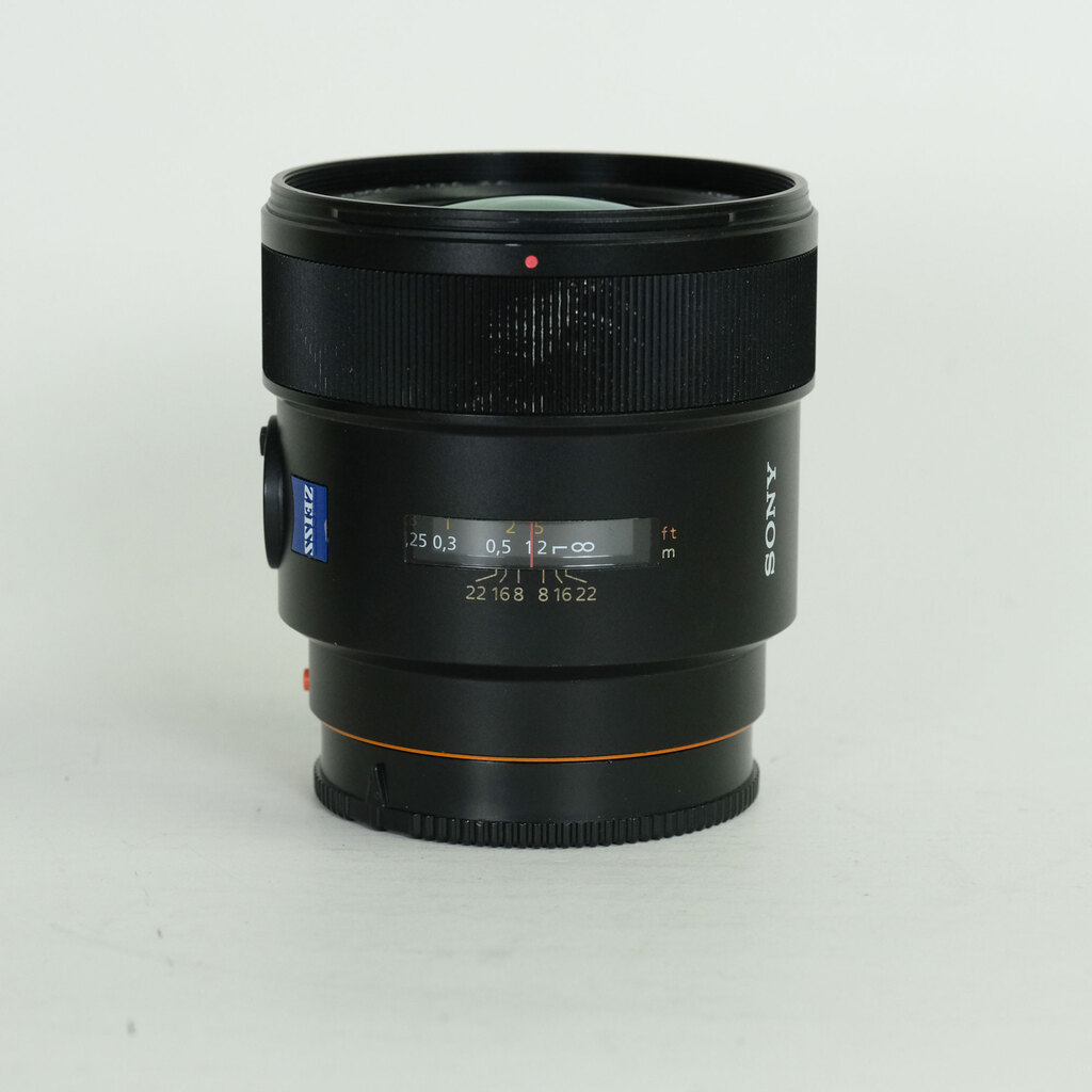 SONY Distagon T* 24mm F2 ZA SSM SAL24F20Z