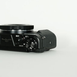 Canon PowerShot G7X Mark II