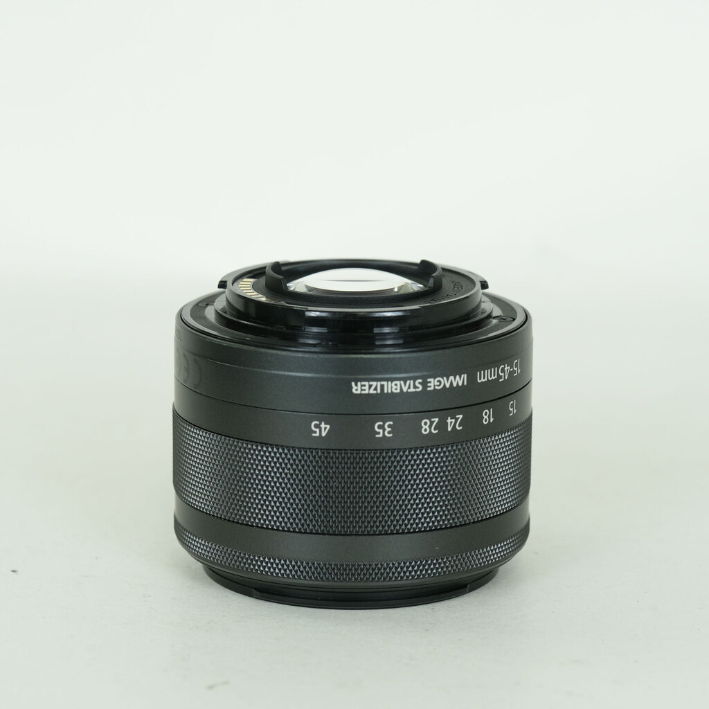 Canon EF-M15-45mm F3.5-6.3 IS STM