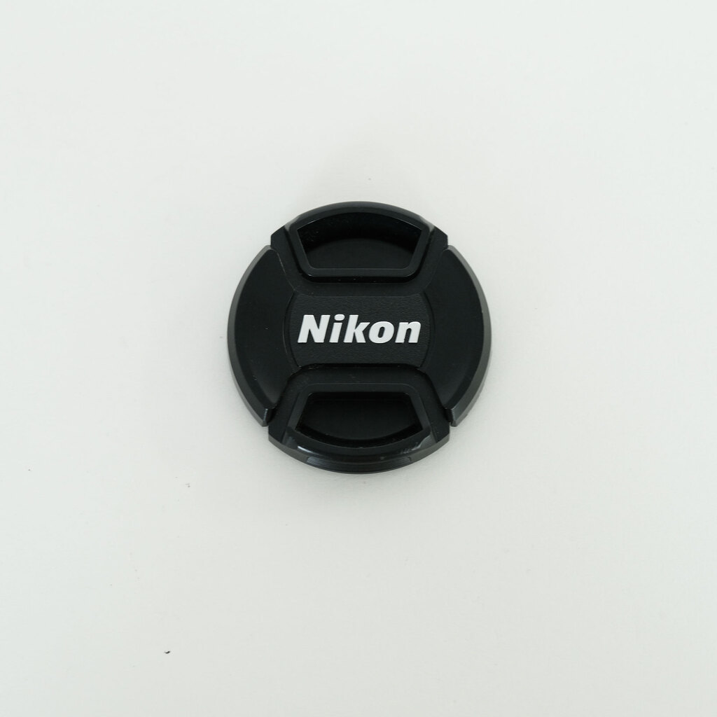 Nikon AF-S DX NIKKOR 18-55mm f3.5-5.6G VR II