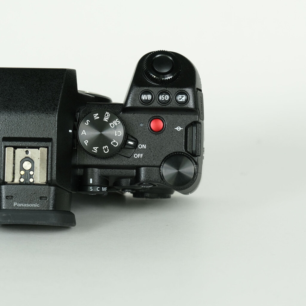 Panasonic LUMIX S5II DC-S5M2