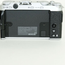 FUJIFILM X-M5