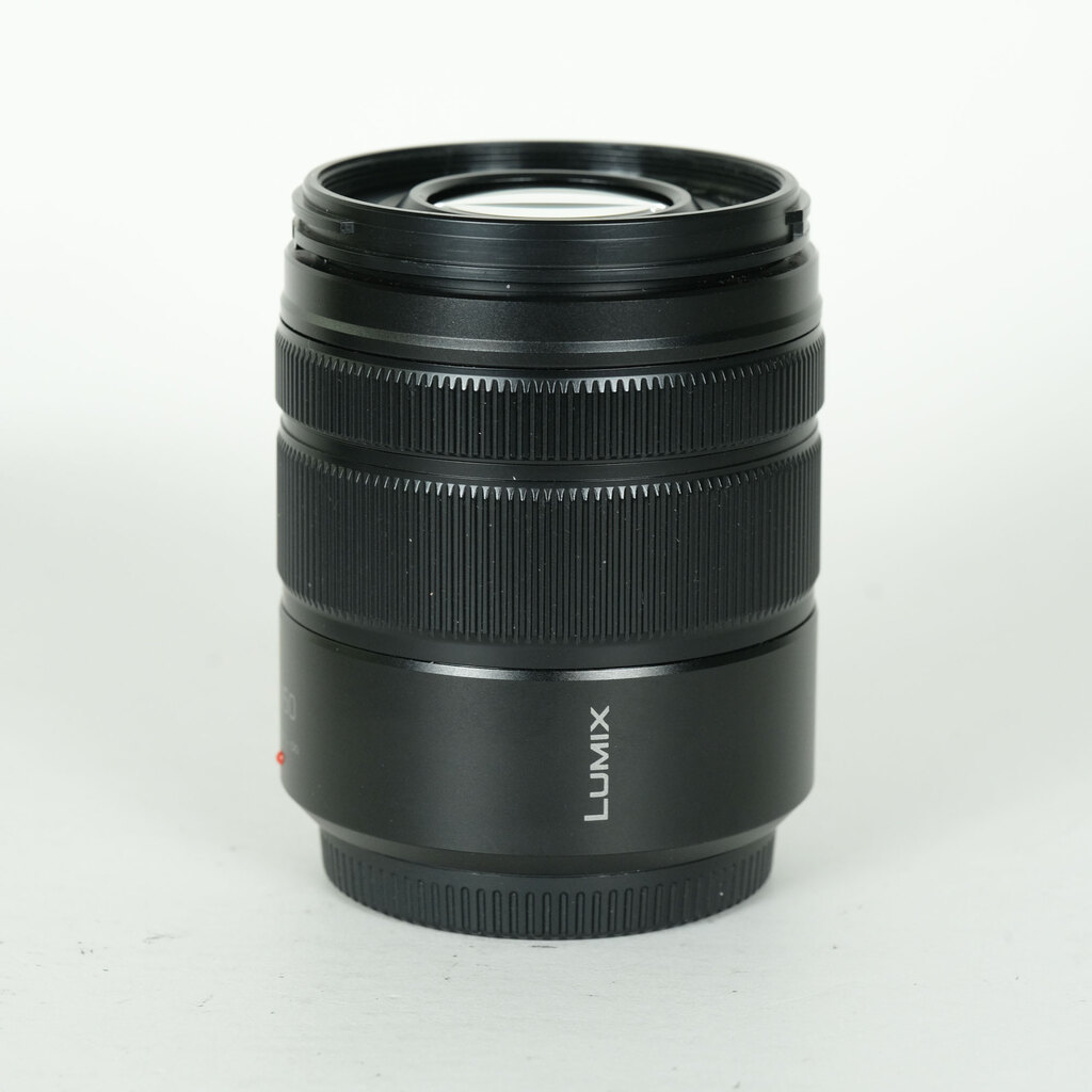 Panasonic LUMIX G VARIO 45-150mm / F4.0-5.6 ASPH. / MEGA O.I.S.の