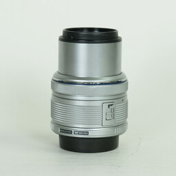 OLYMPUS M.ZUIKO DIGITAL 14-42mm F3.5-5.6IIR シルバー