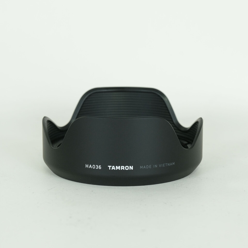 TAMRON 18-300mm F/3.5-6.3 Di III-A VC VXD (Model B061) [キヤノンRF用]