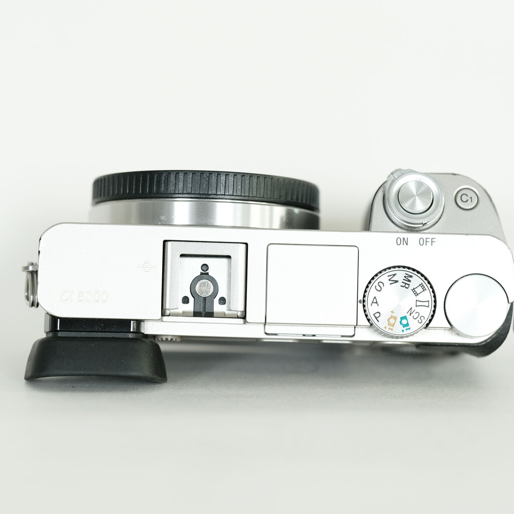 SONY α6000（ILCE-6000）
