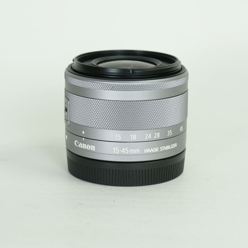 Canon EF-M15-45mm F3.5-6.3 IS STM
