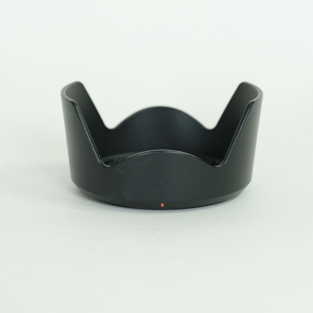 SONY E 18-135mm F3.5-5.6 OSS SEL18135