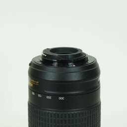 Nikon AF-P DX NIKKOR 70-300mm f/4.5-6.3G ED VR Nikon AF-P DX NIKKOR 70-300mm f/4.5-6.3G ED VR