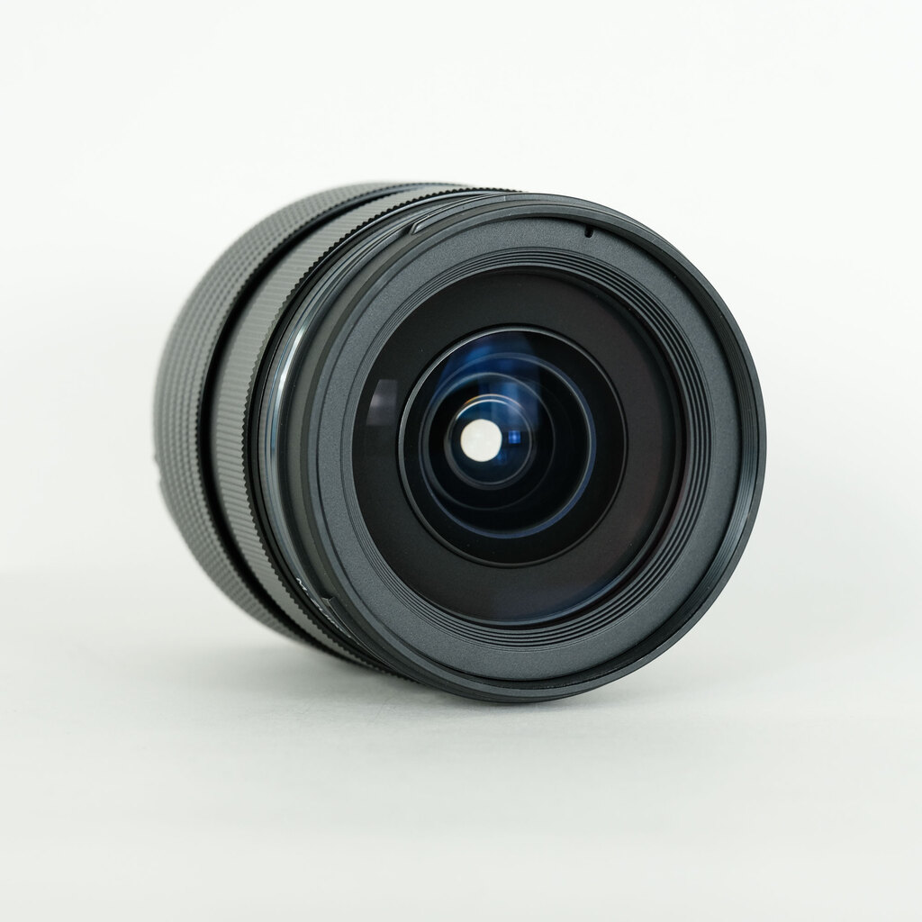 OLYMPUS M.ZUIKO DIGITAL ED 12-40mm F2.8 PRO II OLYMPUS M.ZUIKO DIGITAL ED 12-40mm F2.8 PRO II