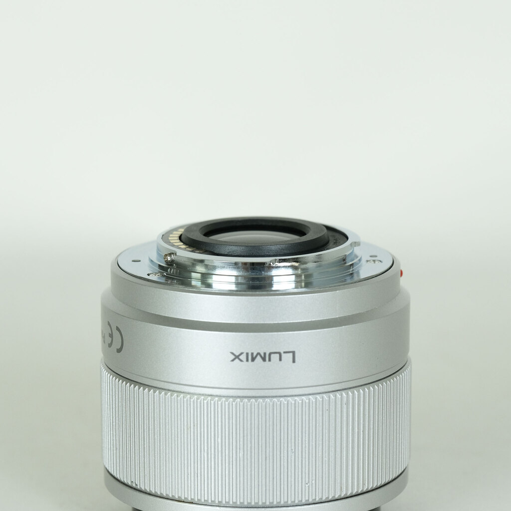 Panasonic LUMIX G 25mm F1.7 ASPH.