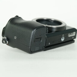 SONY α6000(ILCE-6000) SONY α6000(ILCE-6000)