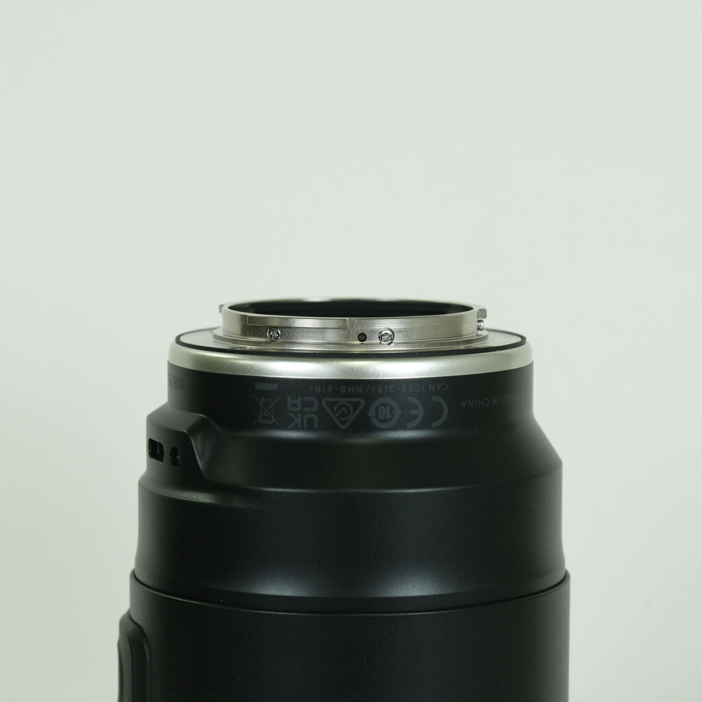 TAMRON 90mm F/2.8 Di III MACRO VXD [ソニーE用]