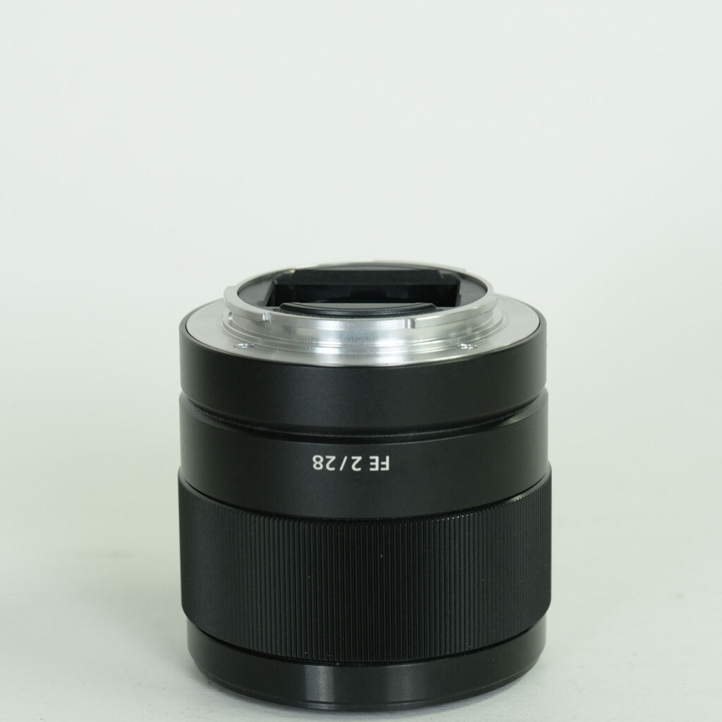 SONY FE 28mm F2 SEL28F20