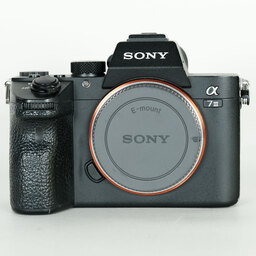 SONY α7 III（ILCE-7M3）