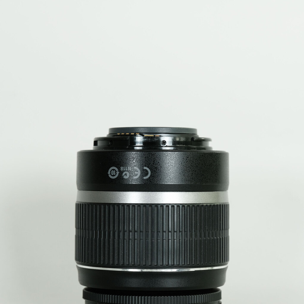 Canon EF-S18-55mm F3.5-5.6 IS