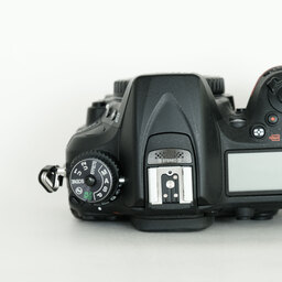 Nikon D7200 バッテリーパックキット