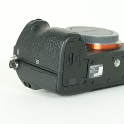 SONY α7 III（ILCE-7M3）