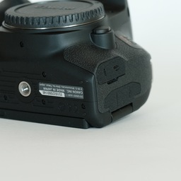 Canon EOS Kiss X10i
