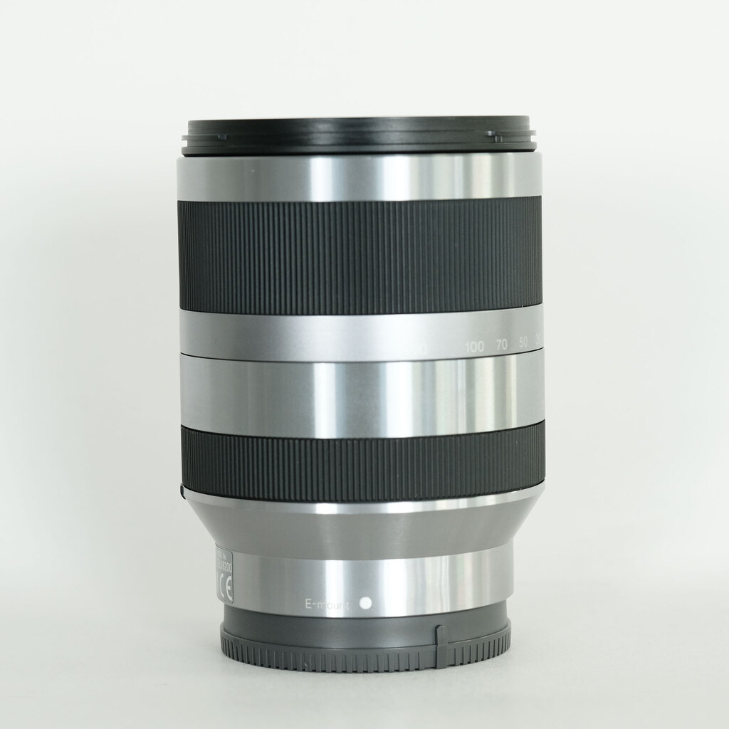 SONY E18-200mm F3.5-6.3 OSS SEL18200