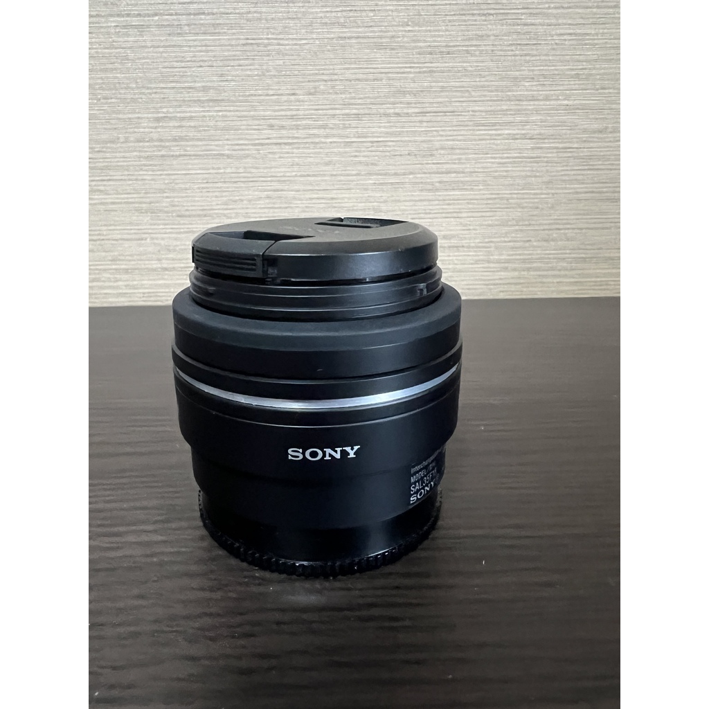 SONY DT 35mm F1.8 SAM SAL35F18