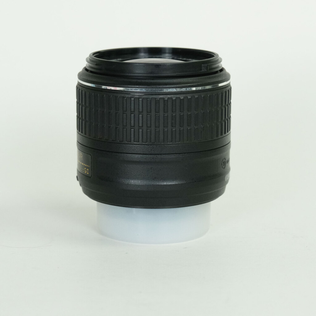 Nikon AF-S DX NIKKOR 18-55mm f3.5-5.6G VR II