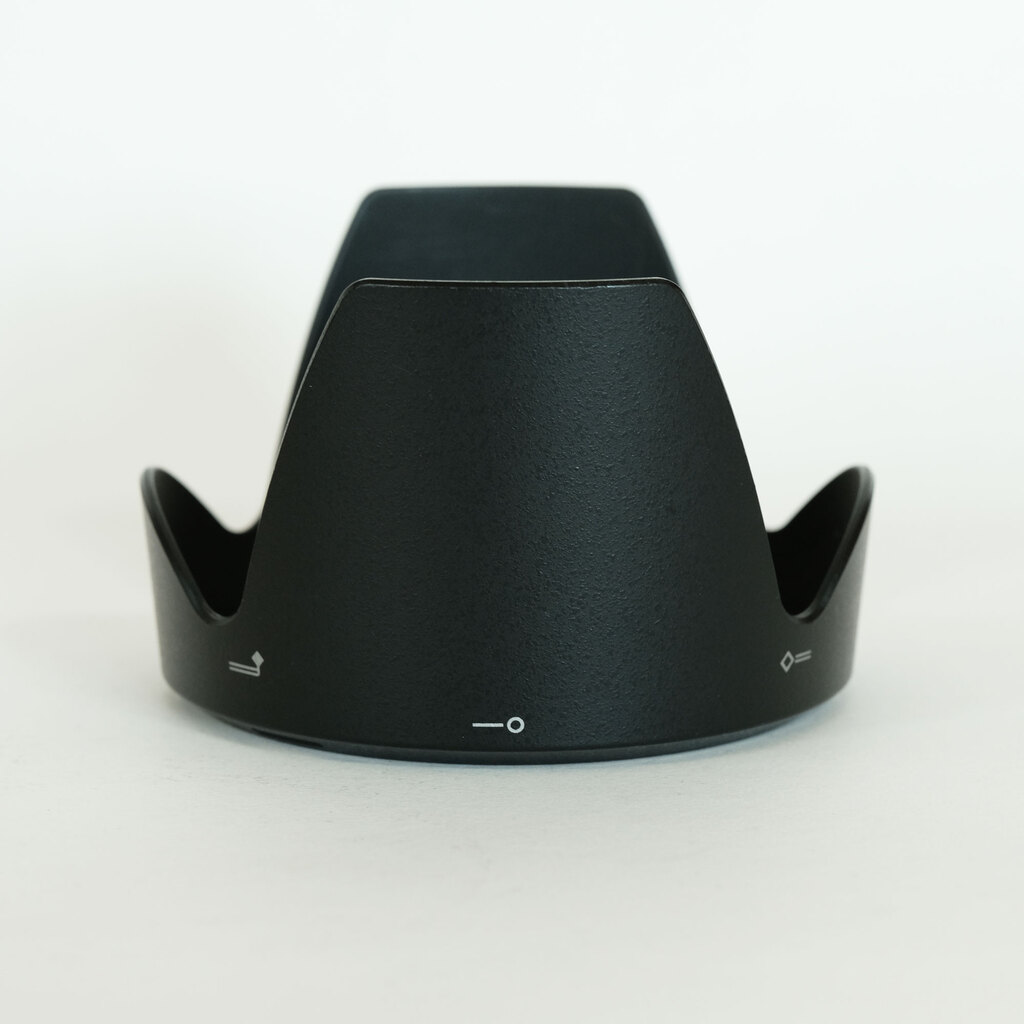 Nikon AF-S NIKKOR 28-300mm f/3.5-5.6G ED VR