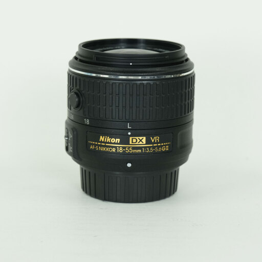 Nikon AF-S DX NIKKOR 18-55mm f3.5-5.6G VR II