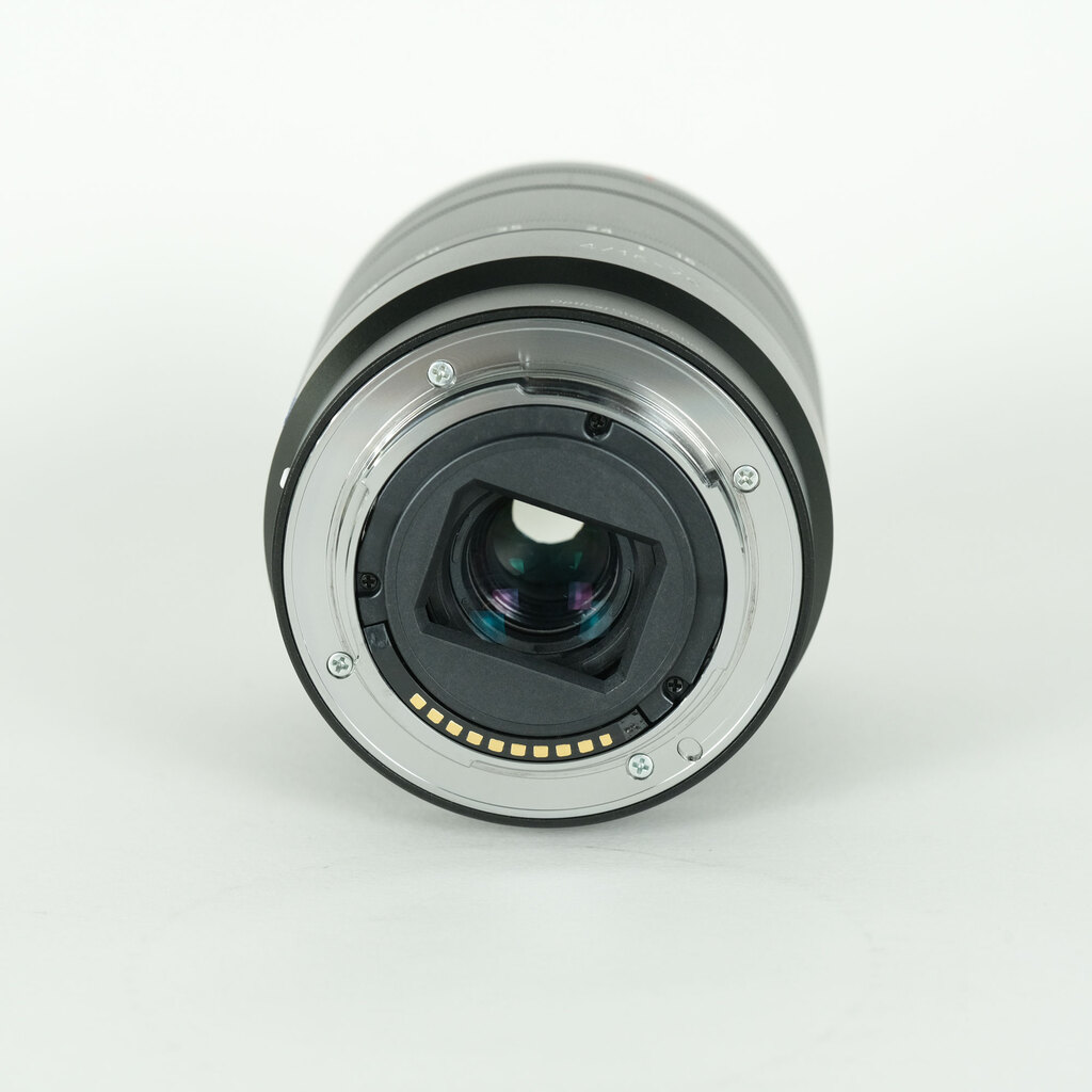 SONY Vario-Tessar T* E 16-70mm F4 ZA OSS SEL1670Z SONY Vario-Tessar T* E 16-70mm F4 ZA OSS SEL1670Z