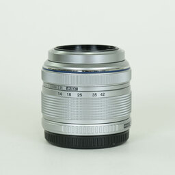 OLYMPUS M.ZUIKO DIGITAL 14-42mm F3.5-5.6IIR シルバー