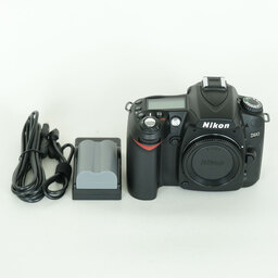 Nikon D90 ボディ