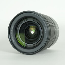 Nikon NIKKOR Z 24-70mm f/4 S Nikon NIKKOR Z 24-70mm f/4 S