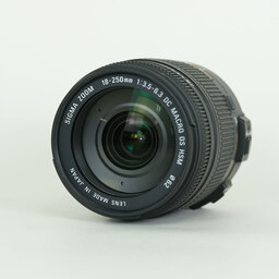 SIGMA 18-250mm F3.5-6.3 DC MACRO OS HSM (ニコンF用)