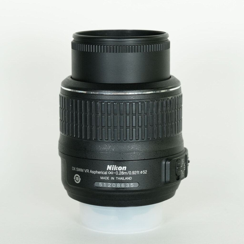 Nikon AF-S DX NIKKOR 18-55mm F3.5-5.6 G VR