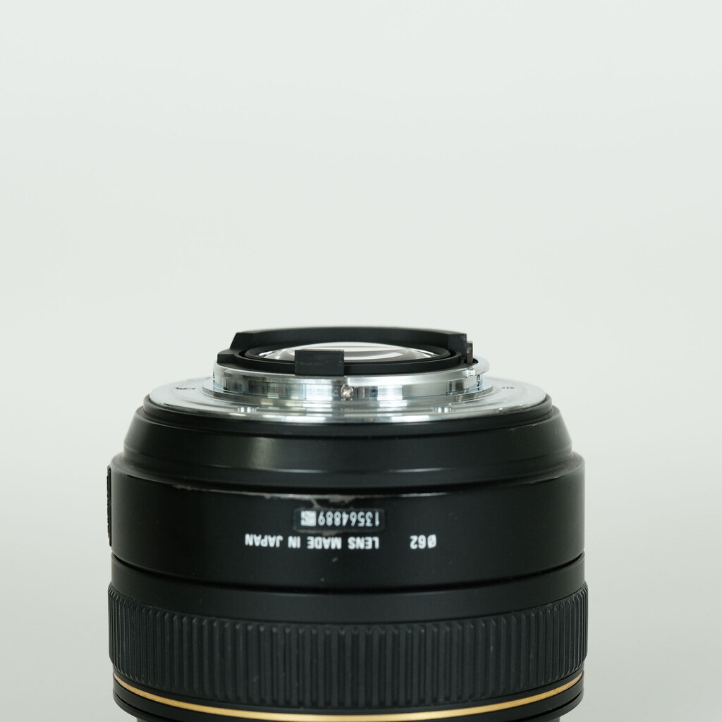 SIGMA 30mm F1.4EX DC HSM (ニコンF用)